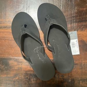 NWT Roxy Sandals